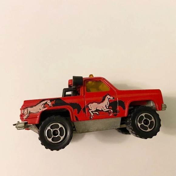 Vintage Majorette Depanneuse Red Wild  Mustang Truck Made in France - Picture 10 of 10